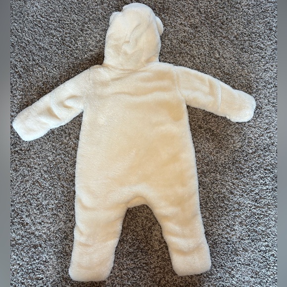 Cozy Cream H&M Baby One Piece - Picture 4 of 4